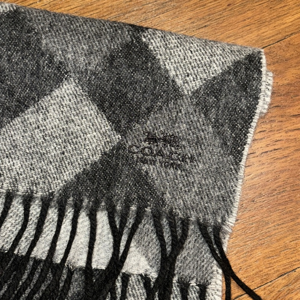 Coach wool check geometric scarf. Unisex